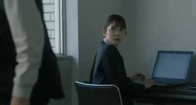 - It's the cops' job to find it.
- What'd you say? - Knuckle Girl