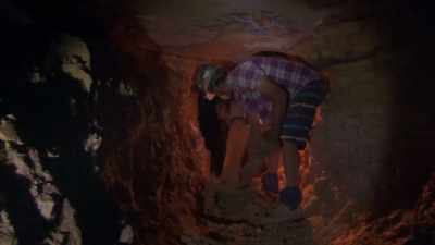 It's the end of the patch
that's the loaded end. - Outback Opal Hunters