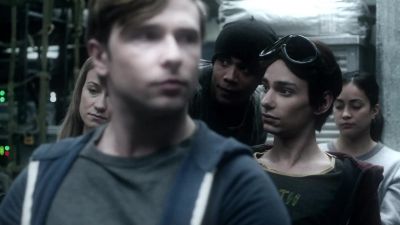 It's the girl
under the floor. - The 100
