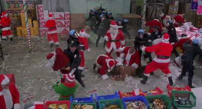 It's the Grinch Scatter - Jingle All the Way