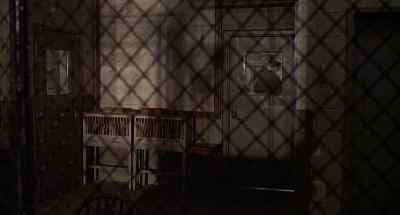 It's the long crapper. - The Brink's Job