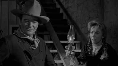 - It's the man from the hold-up.
- That's right. - The Man Who Shot Liberty Valance