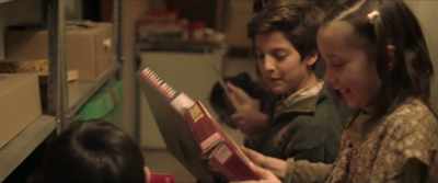 - It's the one I wanted!
- Yes! Battleship! - Museo