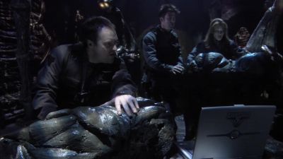 It's the other hive!
We're taking multiple hits! - Stargate Atlantis