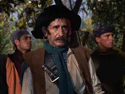 - It's the Sheba Queen.
- I got eyes, Mr. Hampton. - The Time Tunnel