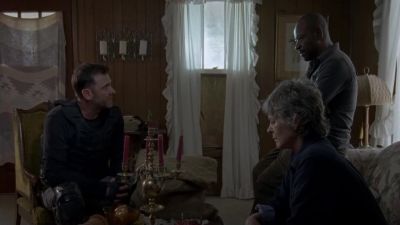 ♪ It's the sweetest disease
and ♪ - The Walking Dead