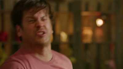 - It's the U.S. Congress, Cory!
- Aah! - Almost Paradise