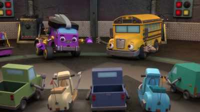 -It's time for a demonstration.
-[kids cheering] - Mighty Monsterwheelies