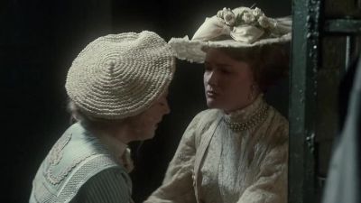 - It's time.
- No. - Murdoch Mysteries
