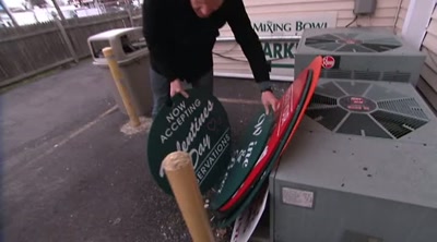 It's time to say good-bye
to Valentine's Day. - Kitchen Nightmares