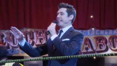 It's time for the King Jaguarito
costume contest. - Fuller House