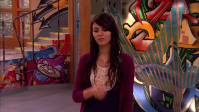 - IT'S TRUE.
- THAT NORMAL'S BORING? - Victorious