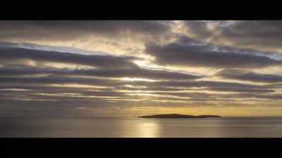 It's unusually
warm in Shetland today, - Billy & Molly: An Otter Love Story