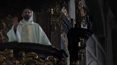 It's to us humans that the Lord said, - Spoor