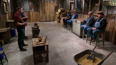 It's very complex, you know,
you get your chocolates, - Moonshiners: Master Distiller