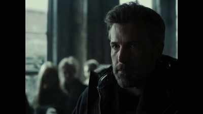It's very important
that I see this man. - Zack Snyder's Justice League
