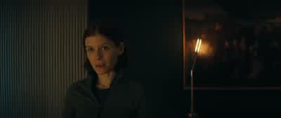 - It's very James Bond. - The Astronaut