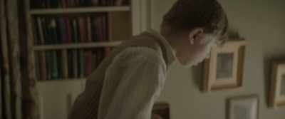 - It's very much as we suspected.
- BOBBIE: How do they know? - The Railway Children Return