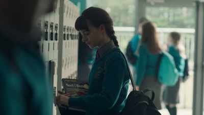 It's very pretty. Thanks. - Normal People