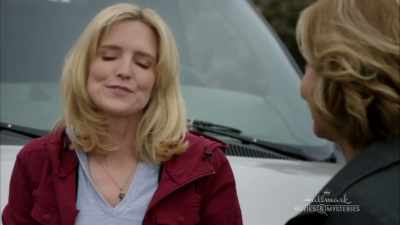It's very sweet of you - Site Unseen: An Emma Fielding Mystery
