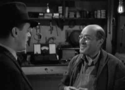 It's very, very good.
- Yes, I thought it was good myself. - Appointment in Berlin