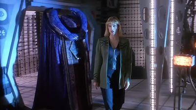 It's this way. - Babylon 5