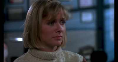 It's with Barbara Crampton,
he picks this beautiful heroine. - Time Warp Vol. 2: Horror and Sci-Fi