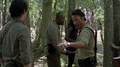 It's working. - The Walking Dead