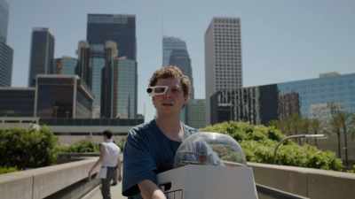 It's worth a few credits -
trust me - - Weird City