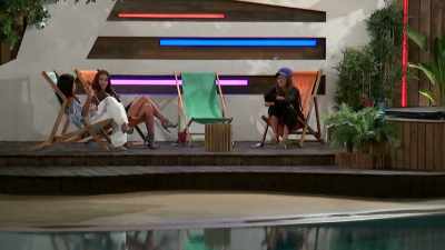 It's wound me up so much,
because to me, - Love Island