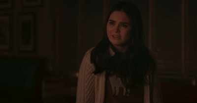 It's you, AJ? - The Republic of Sarah