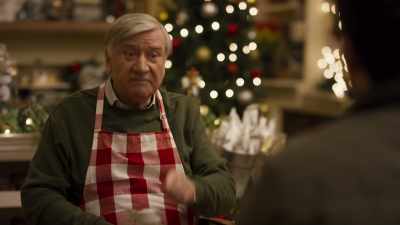 It's for you, I
want you to have it. - The Picture of Christmas