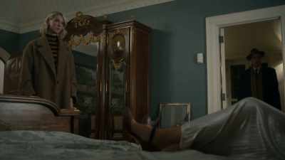 It's where your dad - Frankie Drake Mysteries