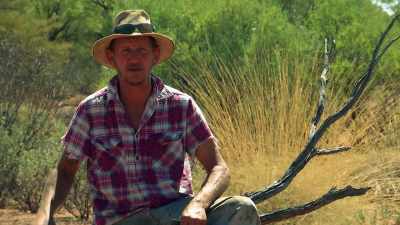 I've had 20 years working for
the boss. There's nothing wrong
with that either. - Outback Opal Hunters