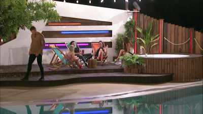 I've had a bit‐‐a little bit
of a low tonight - Love Island