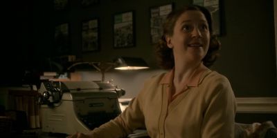 - I've had another thought.
- Super. - The Crown