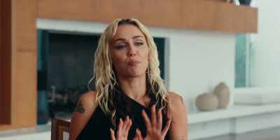 I've been calling this album
the Cinderella shoe - Miley Cyrus - Endless Summer Vacation (Backyard Sessions)