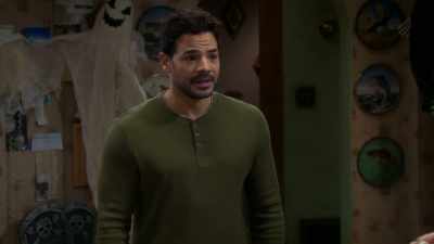 I've been dating her exclusively
for three months. - The Conners