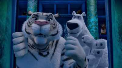 - I've been robbed.
- Oh, don't play dumb. - Norm of the North: Family Vacation