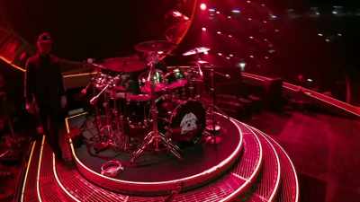 ♪ I've been singing with my band - The Show Must Go On: The Queen + Adam Lambert Story