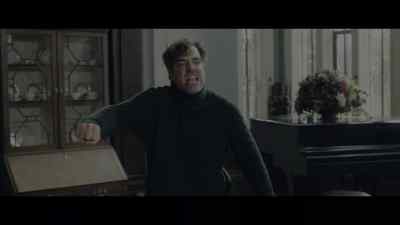 I've been stabbed in the heart! - The Gentlemen
