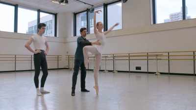 I've been teaching here
since the fall of 2015. - On Pointe