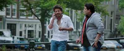 I've been trying you.
Line's engaged. - Jab Harry Met Sejal