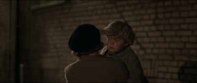 I've borrowed a nice bed for you. - Becoming Astrid