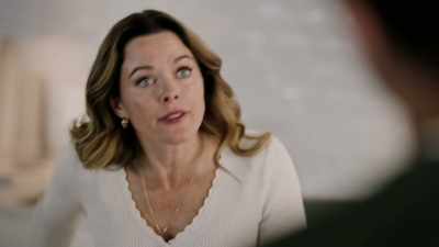 I've called Marti three times,
and it keeps going to voicemail! - Deadly Wives Club
