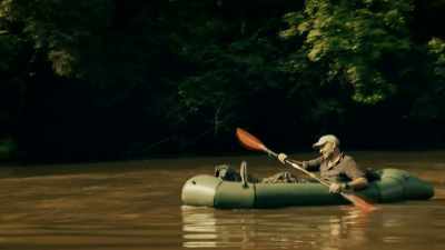 I'VE CANOED IN SOME
PRETTY REMOTE PLACES BEFORE, - Expedition Mungo