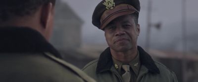I've come bearing gifts. - Red Tails