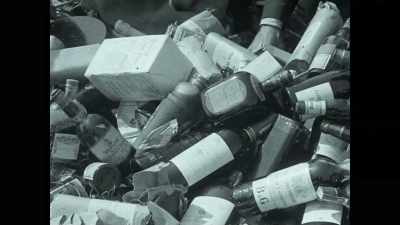 I've discovered
that illegal alcohol from the UK - Ross Kemp: Mafia and Britain