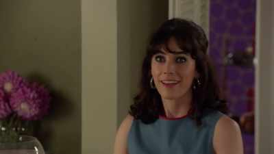 I've done an analysis
of the shiny substance - Ms Fisher's Modern Murder Mysteries