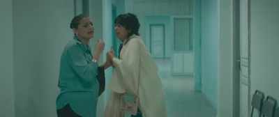 - I've done my part.
- Don't leave me alone. - Beauty and the Dogs